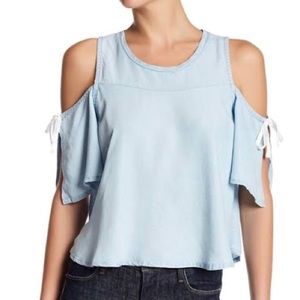 ☀️NWT Walter Baker Sadie Cold Shoulder Top